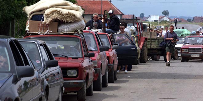 Срби напуштају Косово