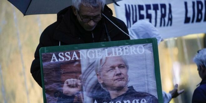 АСАНЖ НА ПРАВНОЈ КЛАЦКАЛИЦИ СА АМЕРИКОМ: После одлуке британског суда питање да ли ће оснивач ”Викиликса” избећи изручење у САД
