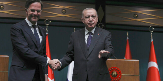 Руте корак ближе месту шефа НАТО, добио подршку Турске